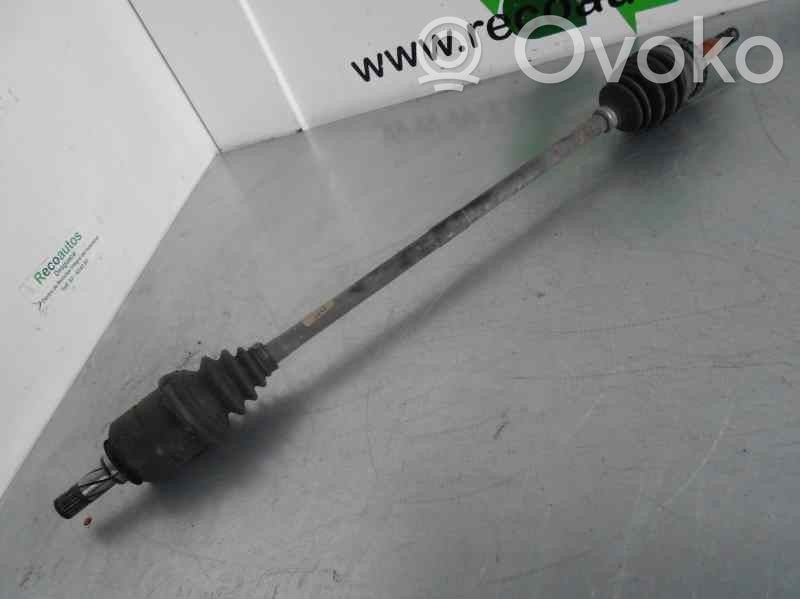 Opel Corsa B Eje de transmisión delantero 
