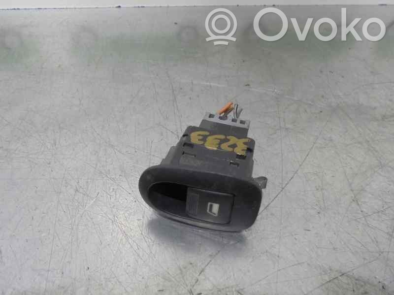 Peugeot 406 Electric window control switch 
