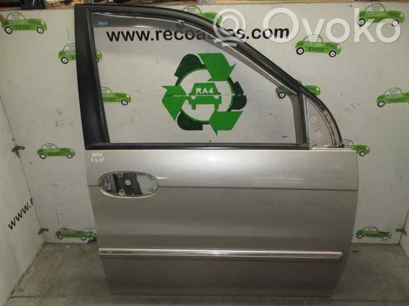 KIA Carnival Дверь 