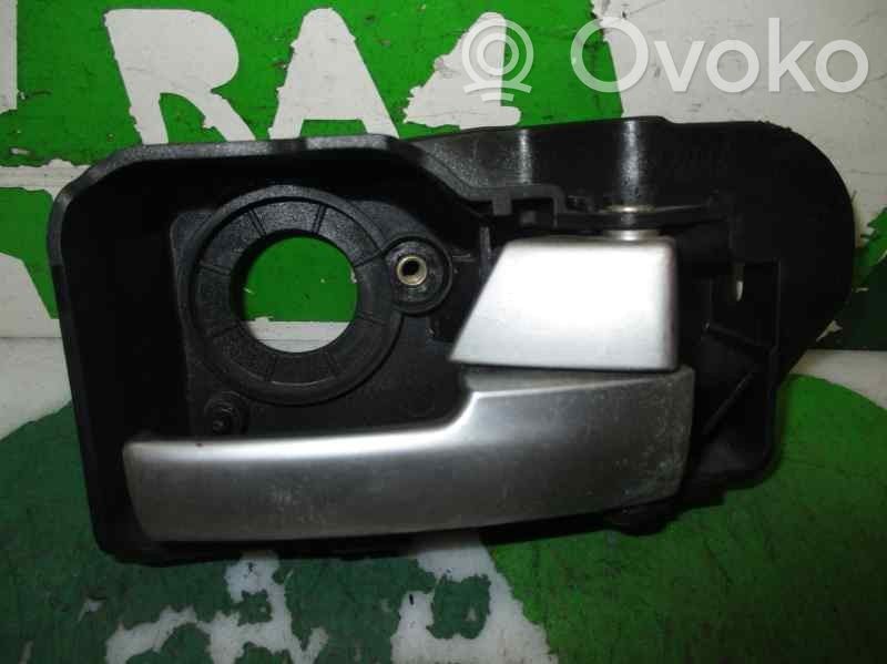 Manecilla interna puerta trasera   CAJA2
