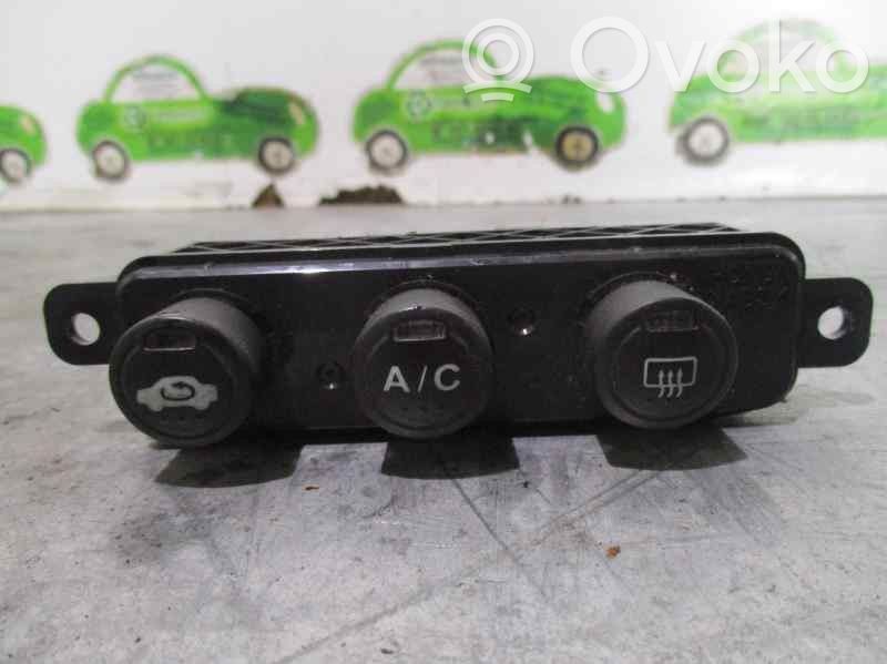 Honda Civic Ilmastoinnin ohjainlaite