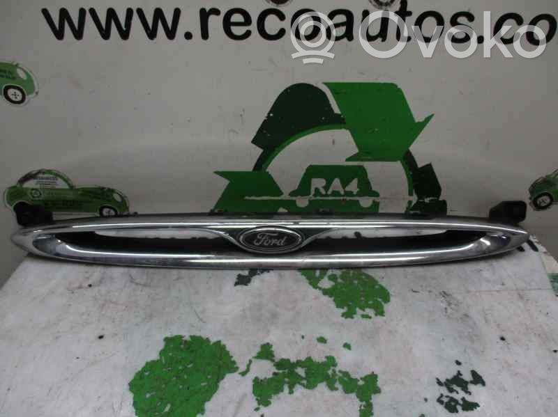 Ford Escort Front grill 