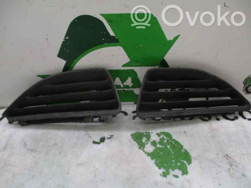 Grille de calandre avant