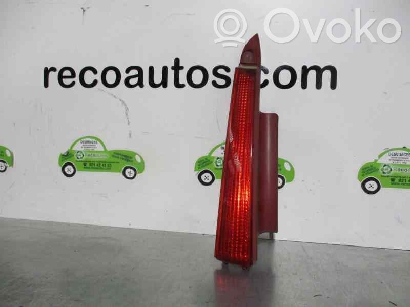 Citroen C4 I Aizmugurējais lukturis virsbūvē 