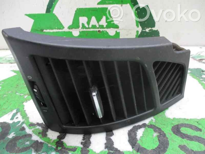 Deflector de caudal de aire
