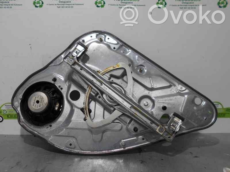 Ford Focus Rear window lifting mechanism without motor 