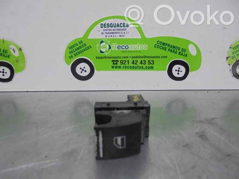 Volkswagen Passat Alltrack Comutator comandă geamuri electrice 