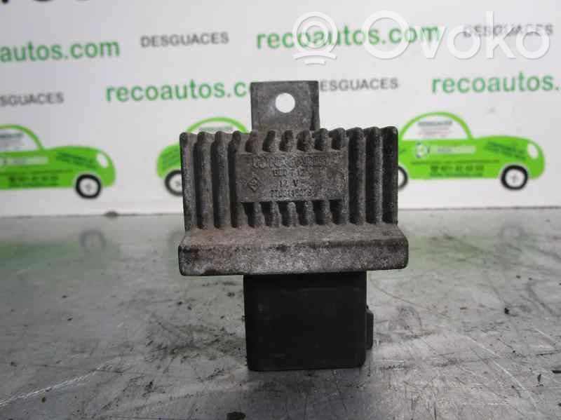 Renault Clio III Relé de la bujía de precalentamiento 