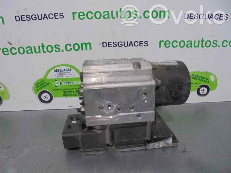 Bomba de ABS   13663901