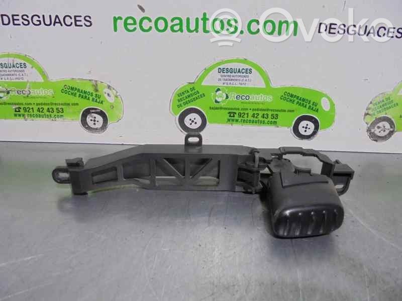 Citroen Berlingo Manecilla interna puerta trasera 