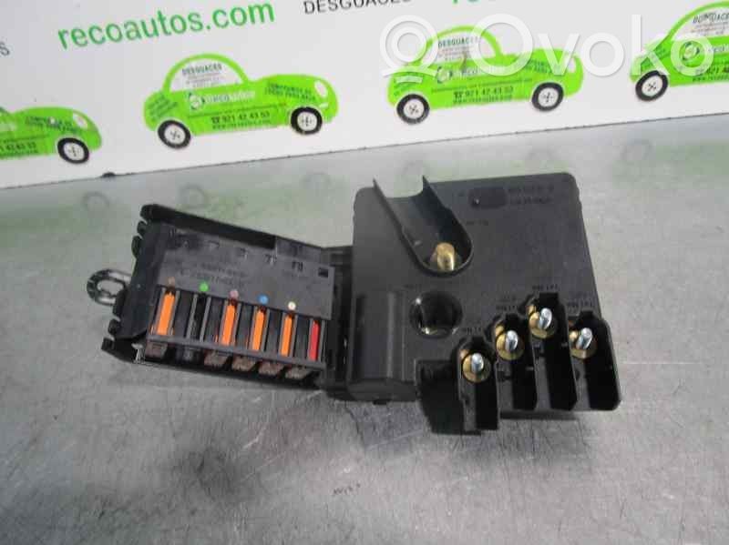 Mercedes-Benz E W210 Set scatola dei fusibili