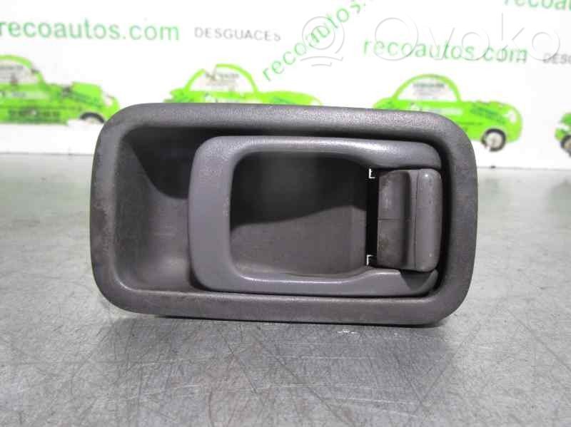 Nissan Serena Manecilla interna puerta delantera