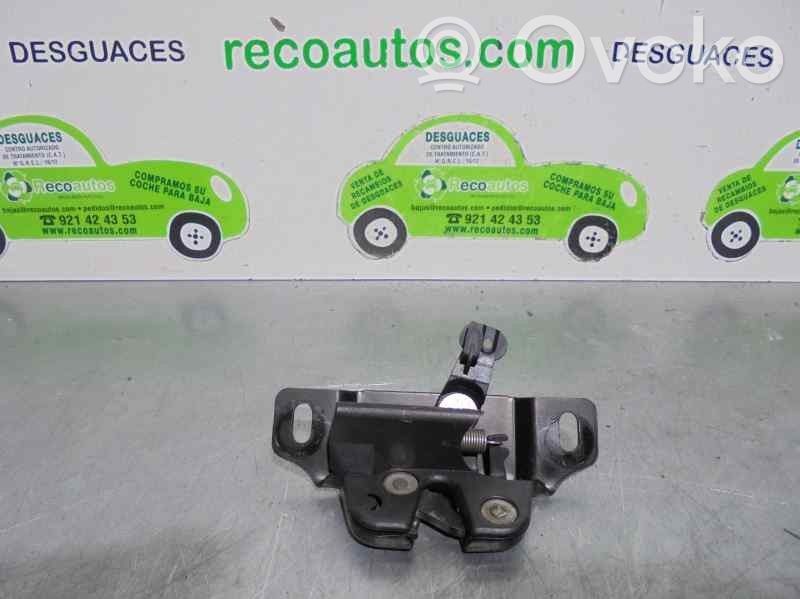 Peugeot 106 Tailgate lock latch 