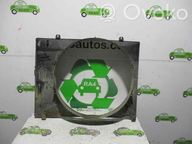 Mitsubishi Montero Grilă față