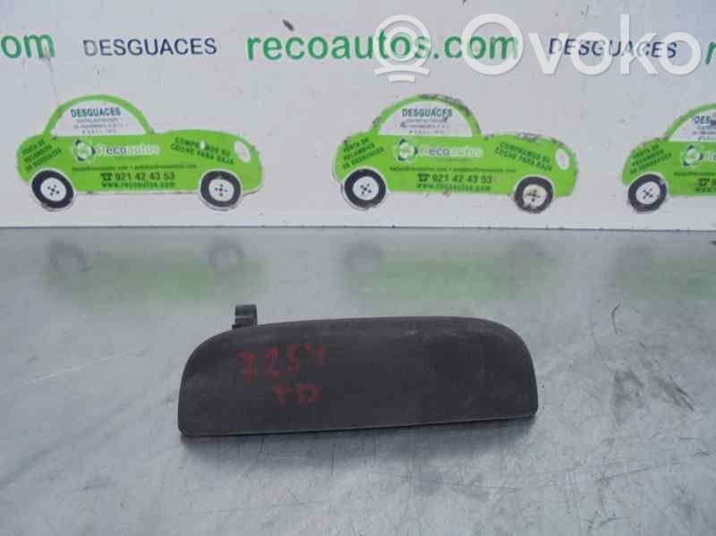 Manecilla externa puerta trasera   5PUERTAS