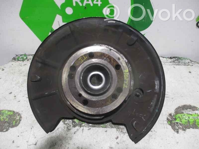 Mercedes-Benz Sprinter W901 W902 W903 W904 Achsschenkel hinten 