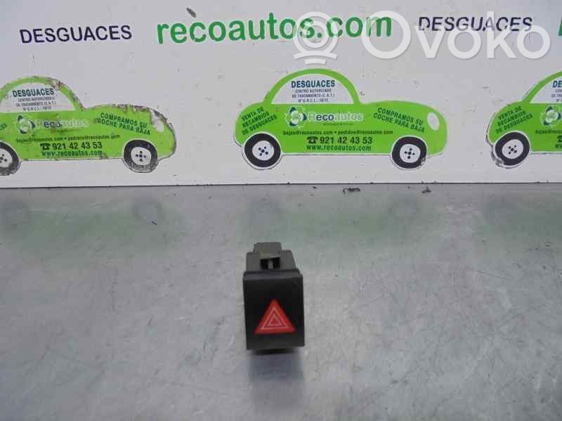 Volkswagen Polo Comutator lumini pericol 