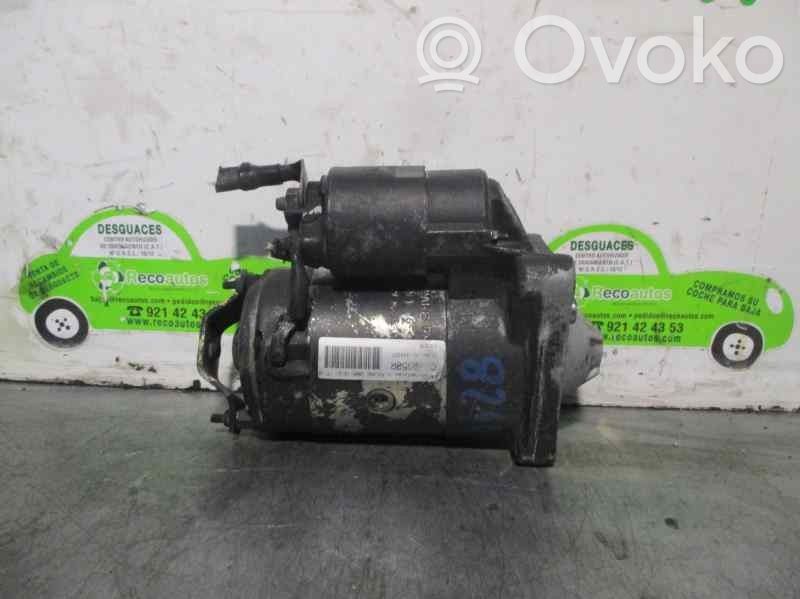 Renault Clio I Starteris 