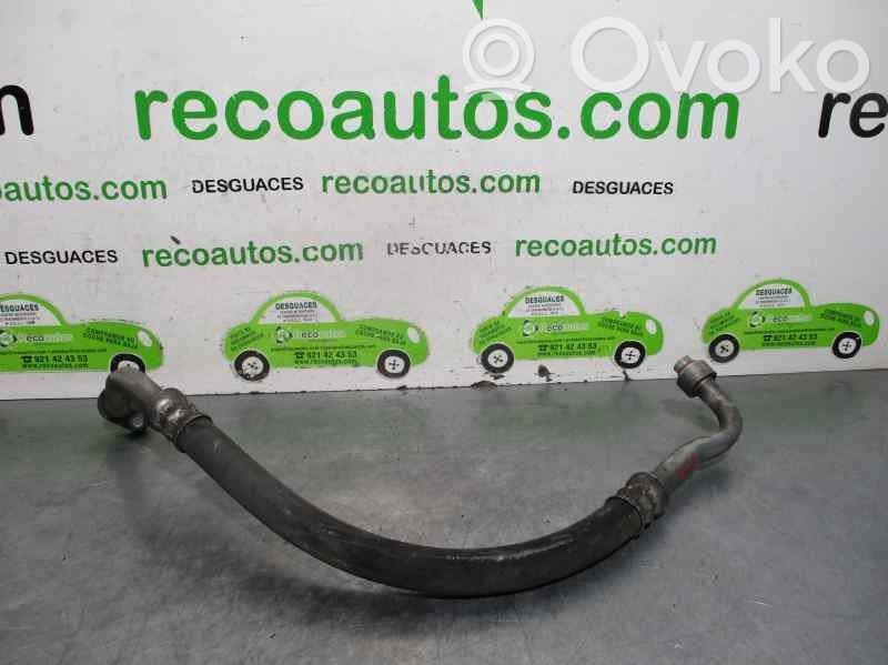 Ford Focus Ilmastointilaitteen putki (A/C) 
