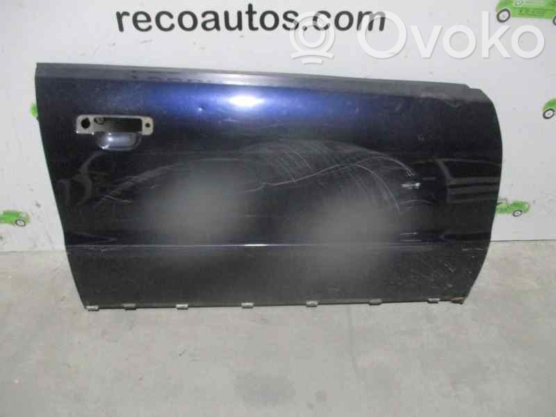 Audi A4 S4 B5 8D Priekinės durys 
