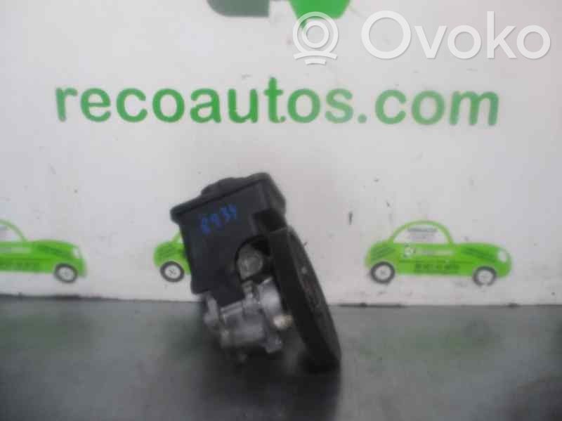 BMW 5 E39 Electric power steering pump 