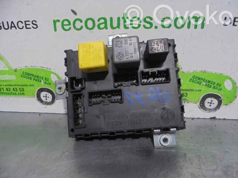 Fiat Punto (188) Fuse box set 