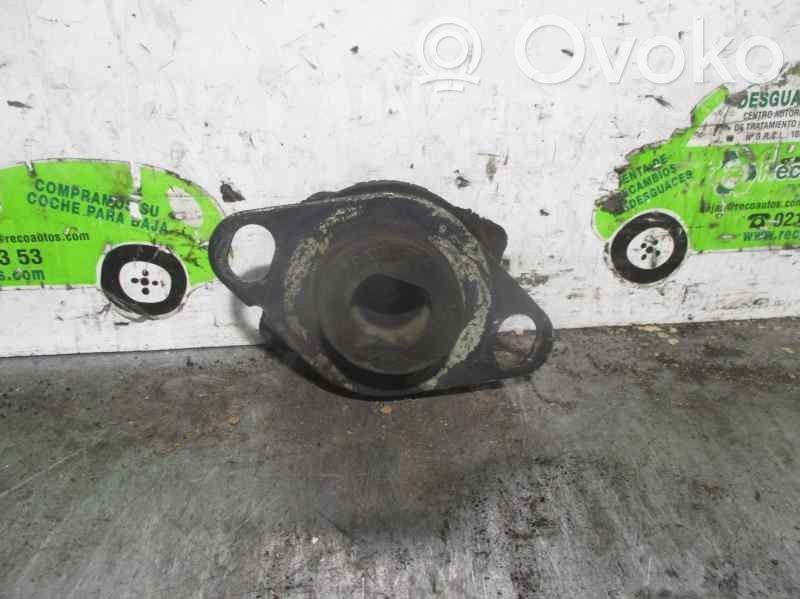 Renault Megane I Engine mount bracket 
