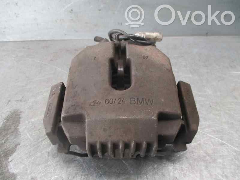 BMW 5 E60 E61 Priekinis suportas 