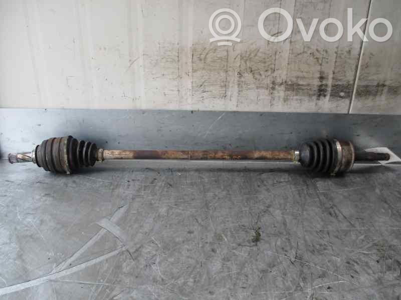 Opel Corsa B Eje de transmisión delantero 