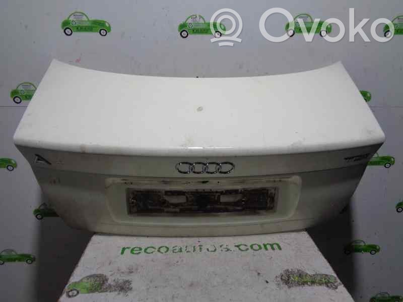 Audi A4 S4 B5 8D Puerta del maletero/compartimento de carga 