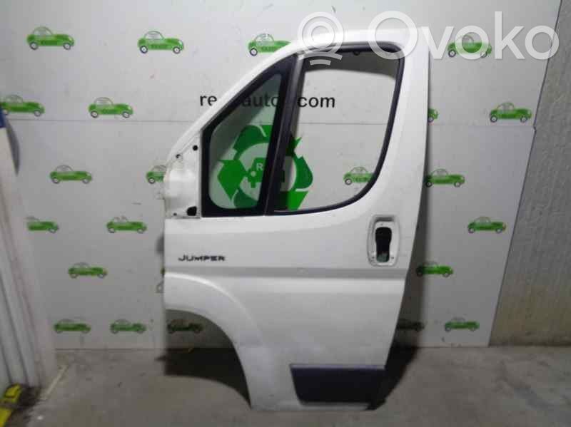 Puerta delantera   9002X8,BLANCA,5PUERTAS