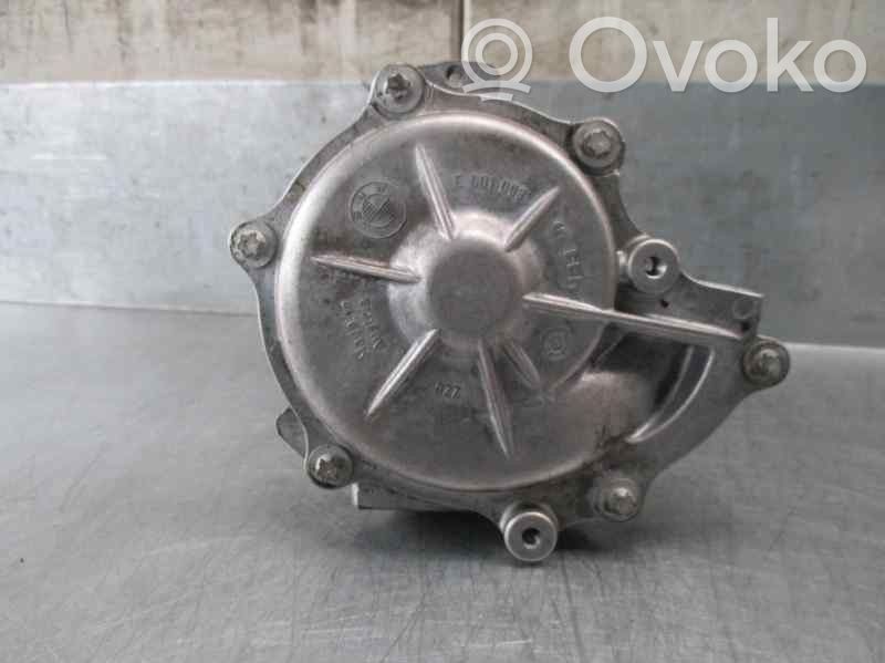 BMW 3 E46 Water pump 