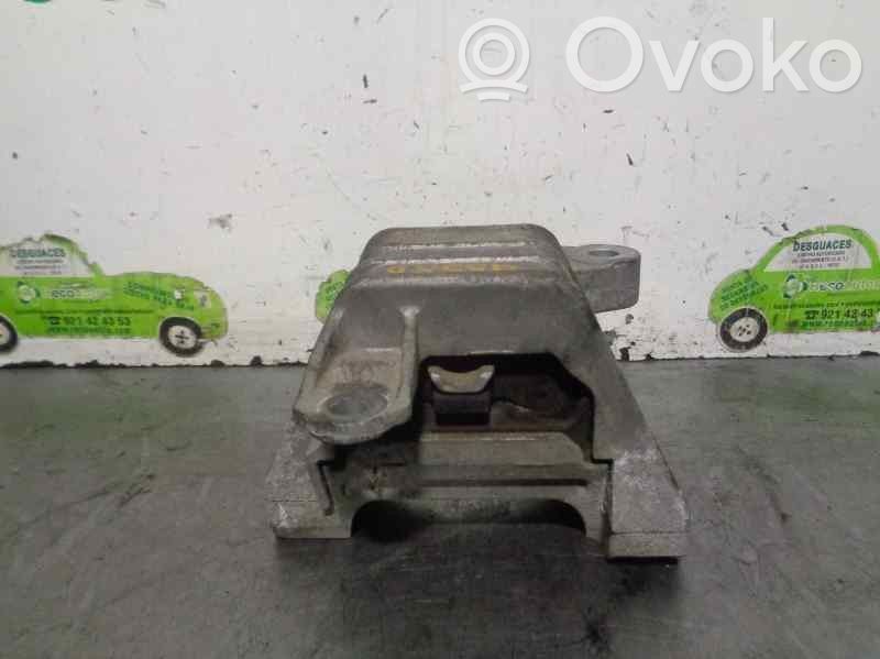 Opel Vectra C Wspornik / Mocowanie silnika 