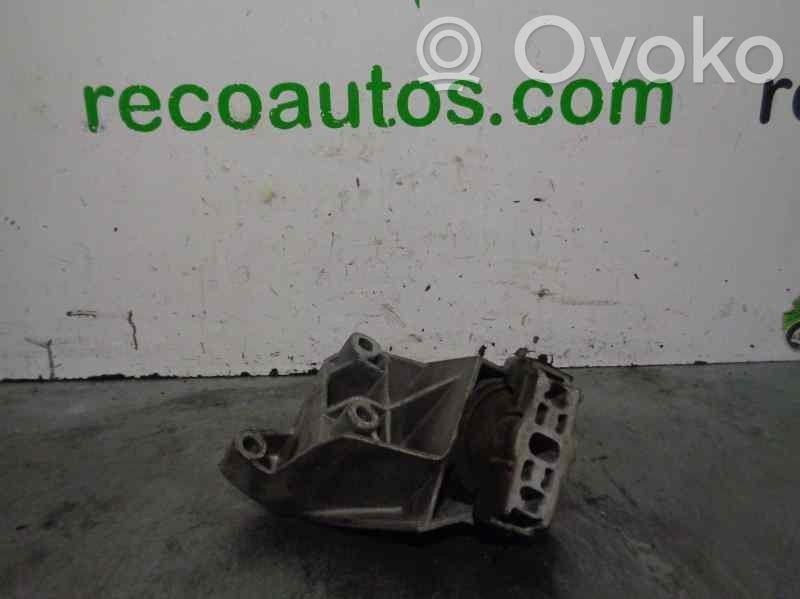Hyundai Santa Fe Suport tampon motor