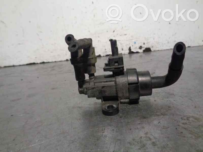 Bomba de aire secundaria   98AB9E882