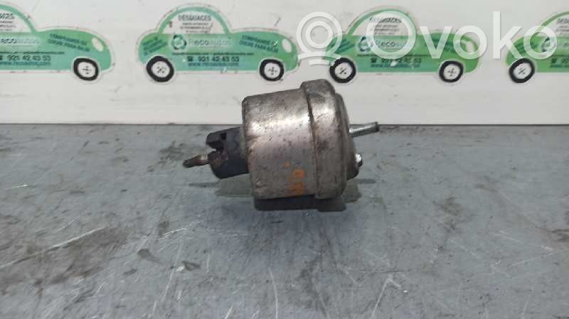 Opel Vectra B Engine mount bracket 