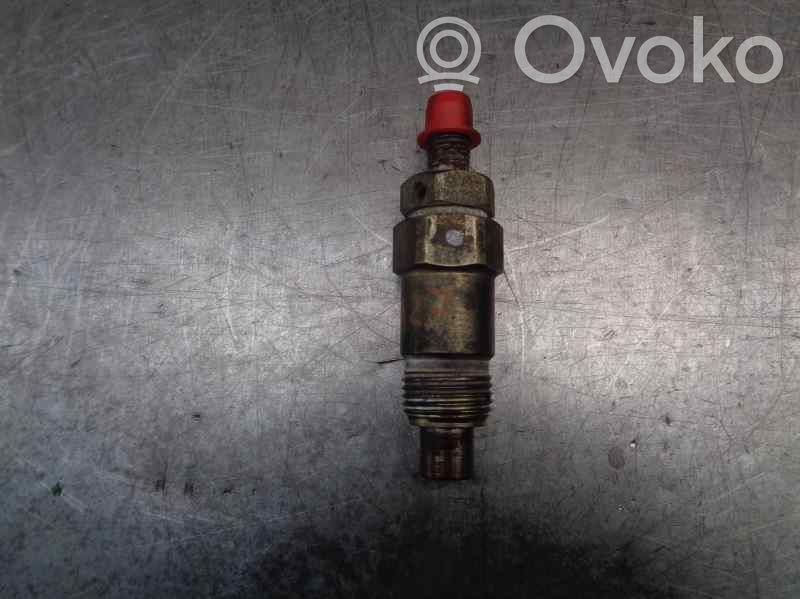 Inyector de combustible   710721