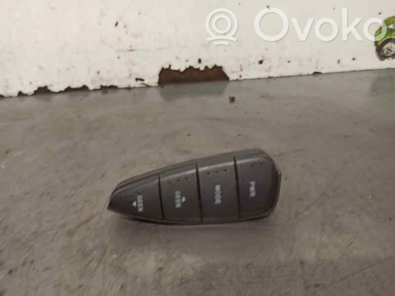 SsangYong Kyron Boutons / interrupteurs volant