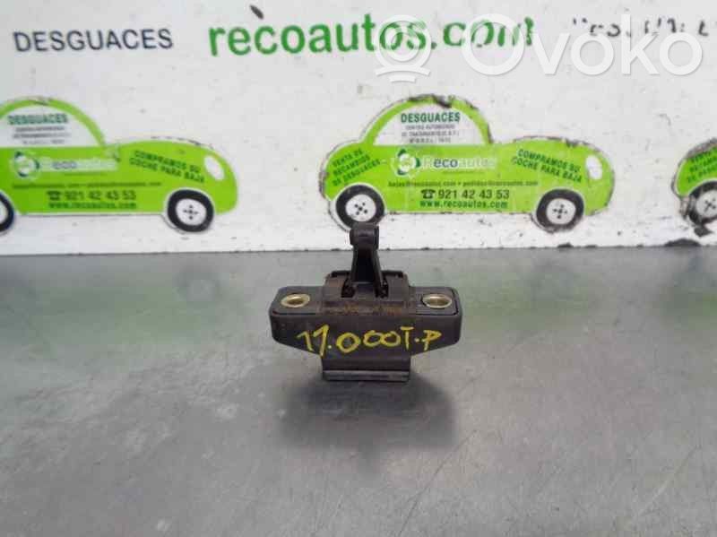 Tailgate lock latch   5PUERTAS