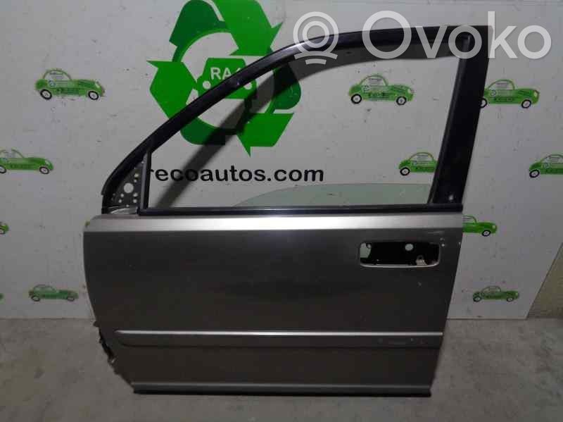 Nissan X-Trail T30 Front door 