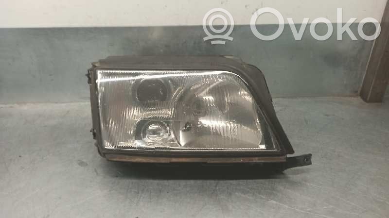 Audi A6 S6 C4 4A Etu-/Ajovalo 