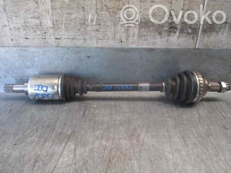 Eje de transmisión delantero   3272T3