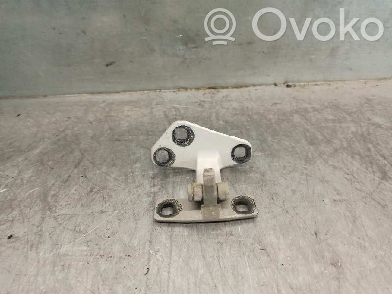 BMW X5 E53 Tailgate/trunk/boot hinge 