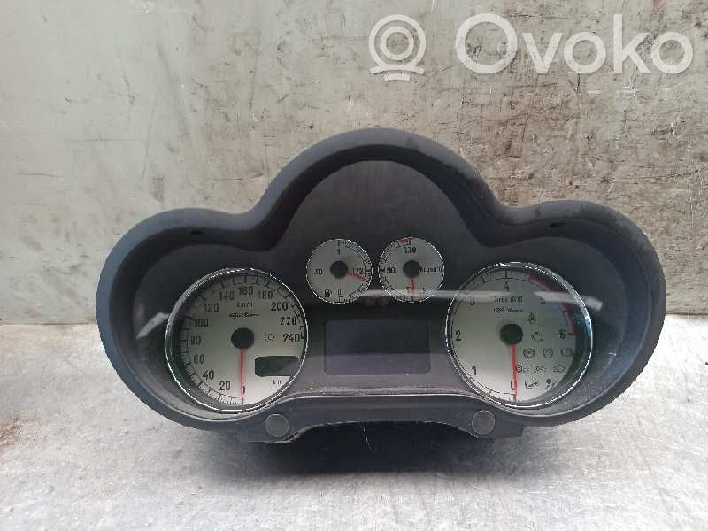 Alfa Romeo GTV Speedometer (instrument cluster) 