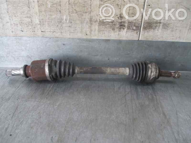 Eje de transmisión delantero   8200261840,BJ82LACBR01