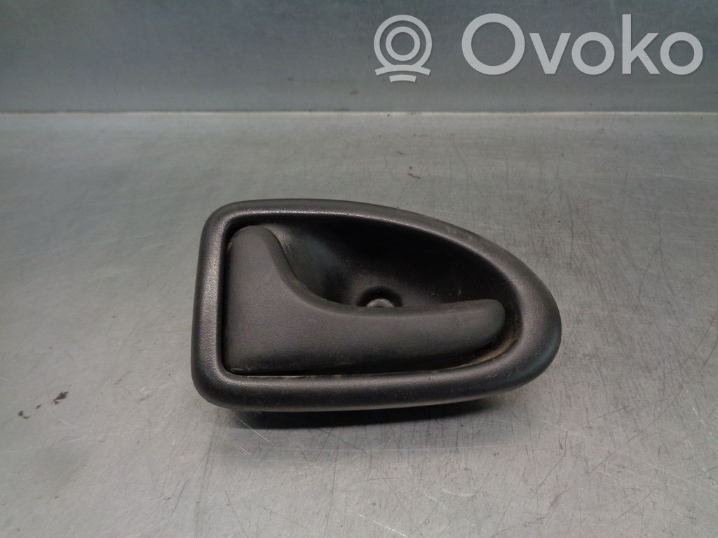 Opel Vivaro Manecilla interna puerta delantera 