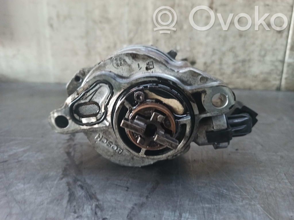 Citroen C4 I Vacuum pump 
