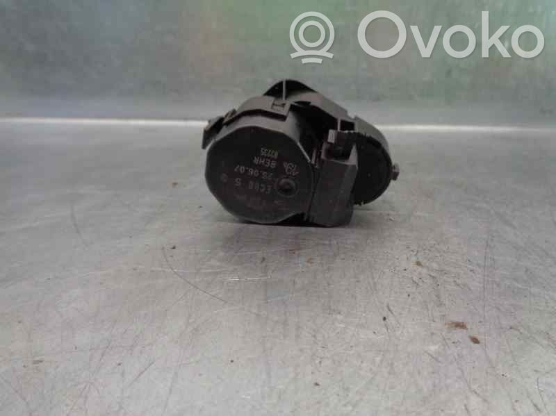 Lämmittimen puhallin   6935071
