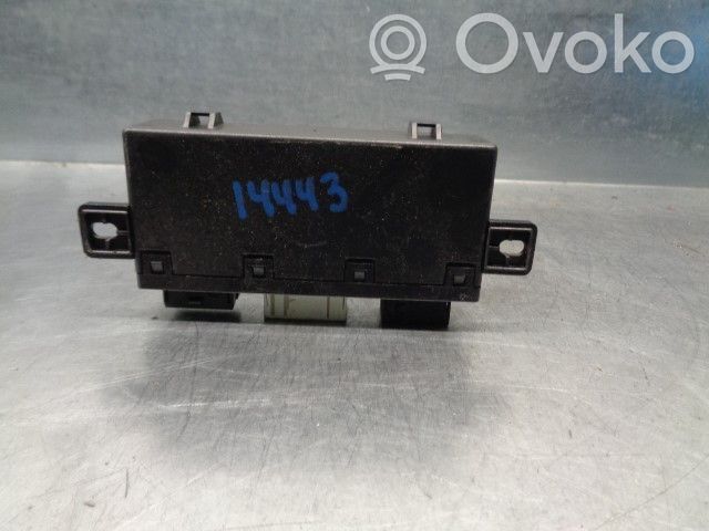 Sonstige Steuergeräte / Module   61358378767,5DK00735814