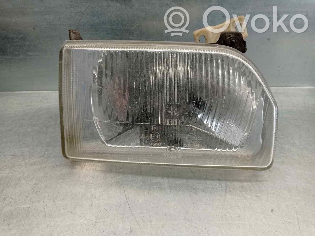 Headlight/headlamp   1058189,2PUERTAS
